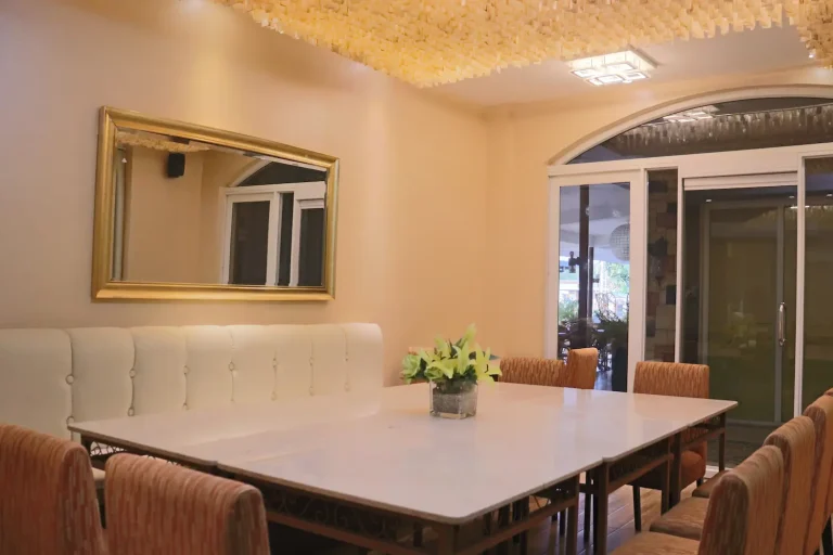 SIGAY MEETING ROOM 1